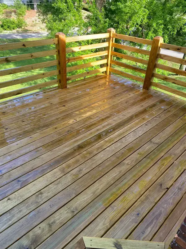 Wet deck boards after washing, corner of railing, Belle Meade, TN