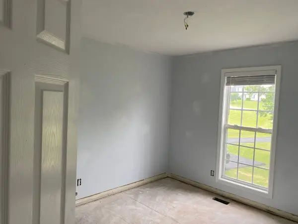 Light gray bedroom with white window, Pleasant View, TN