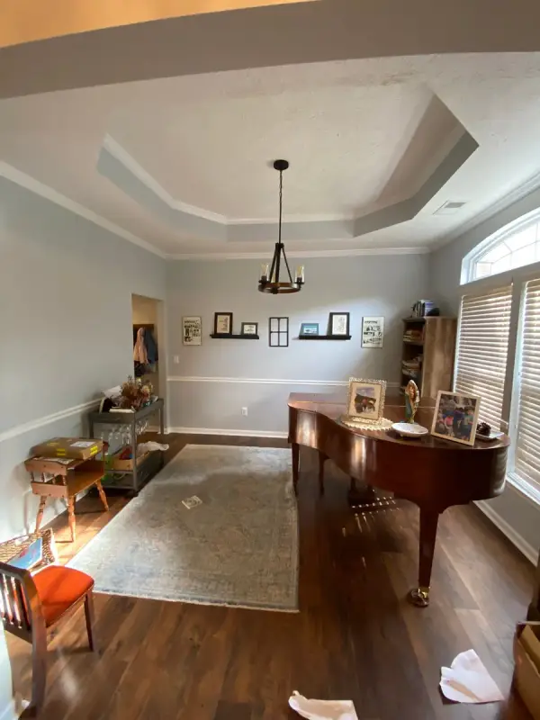 Formal room with a tray ceiling and light gray walls, Bellevue, TN
