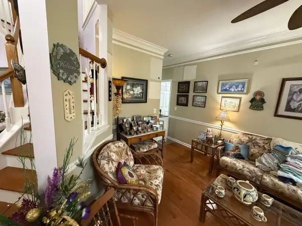 Sitting room with white crown seen from the stair, Brentwood, TN